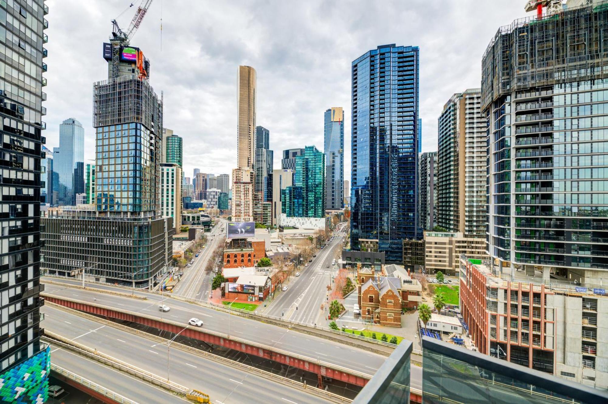 Mega Style Apartments Mainpoint Melbourne Szoba fotó